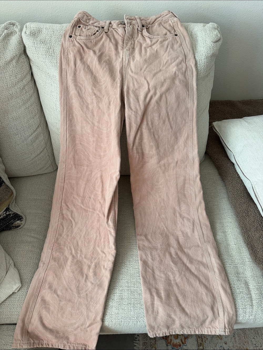BDG Wide-Leg High-Rise Jeans in Dusty Pink